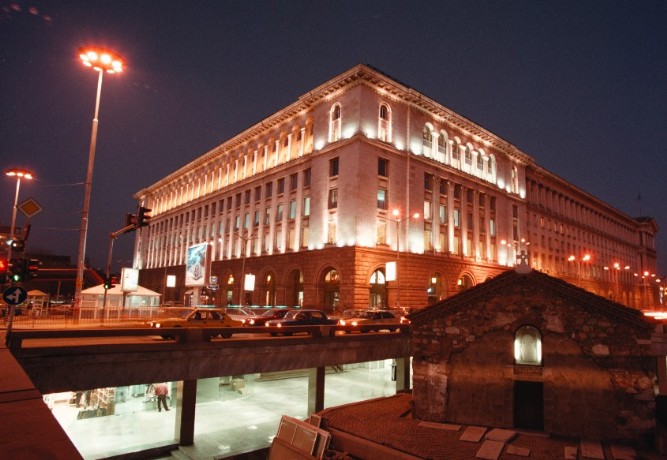 Twilight view of the exterior of the Tzum Building