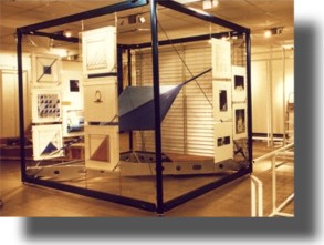 Finished exhibit with floor panel installed